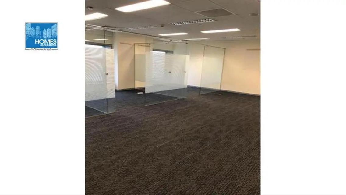 office space for rent 680sqm fully finished    .