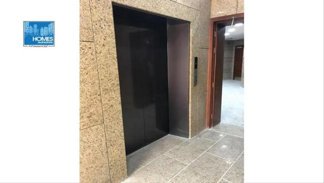 office space for rent 680sqm fully finished    .