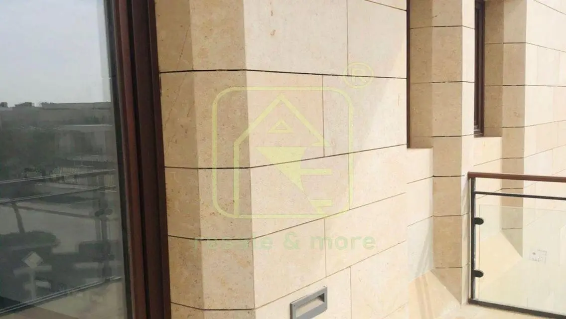 For Rent – Semi-Furnished Apartment in 40 West