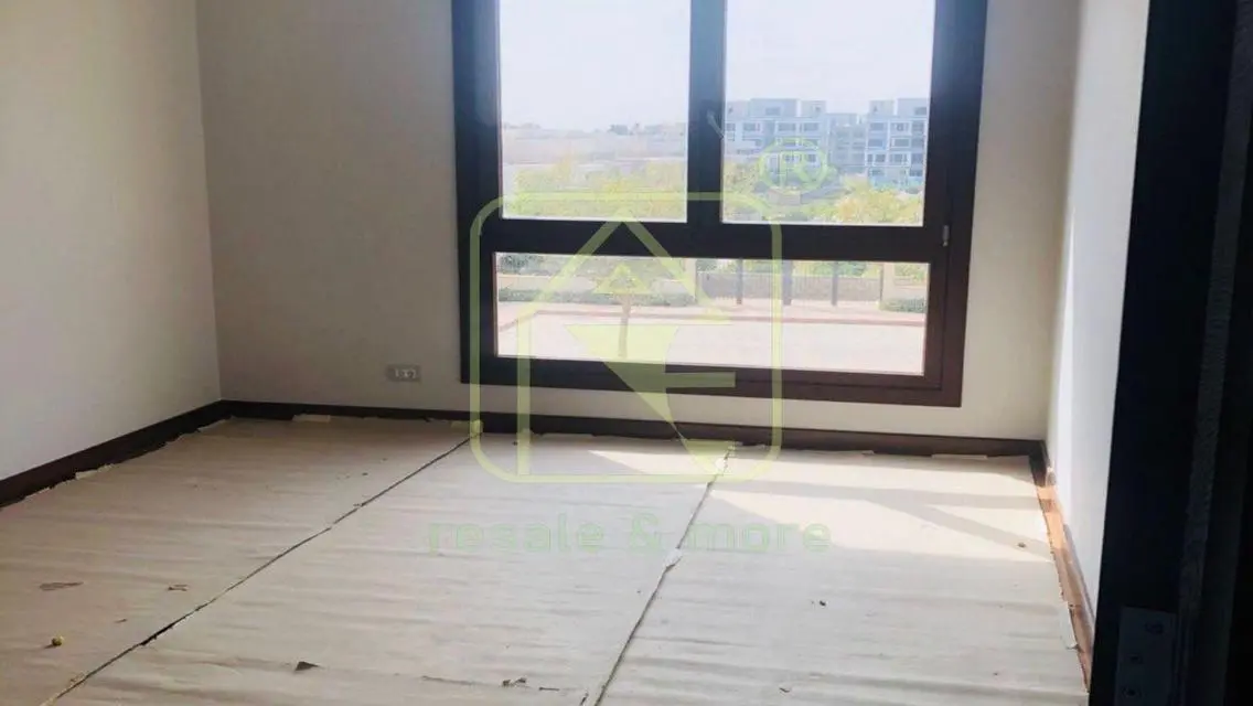 For Rent – Semi-Furnished Apartment in 40 West