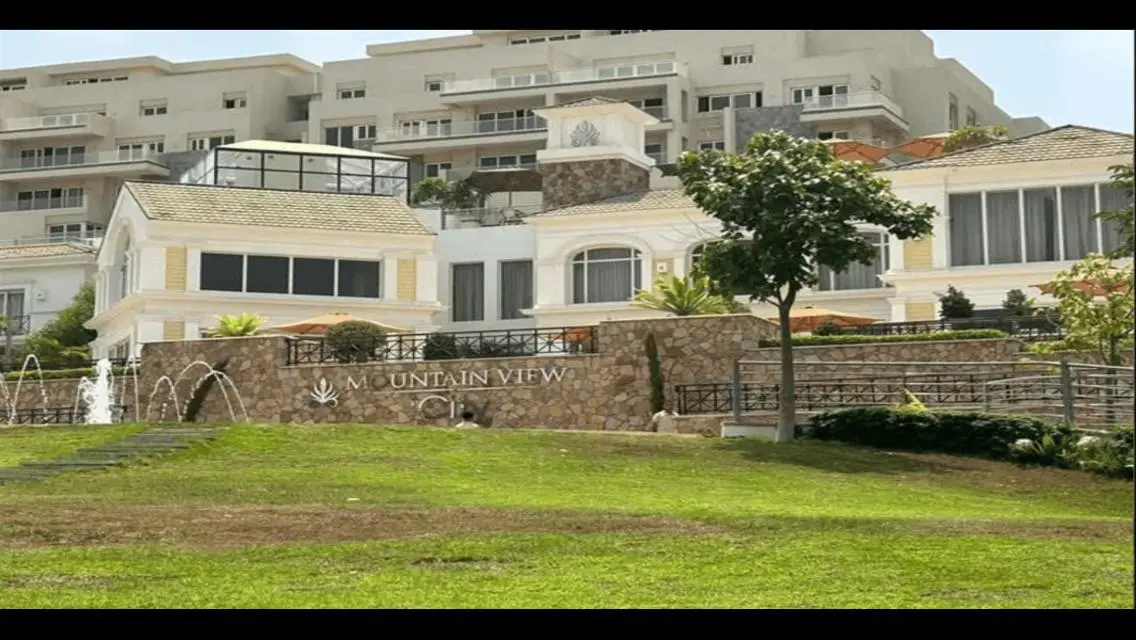Last townhouse for immediate delivery in M.v icity