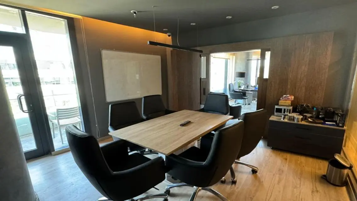 Office for Sale – Polygon X (Resale)