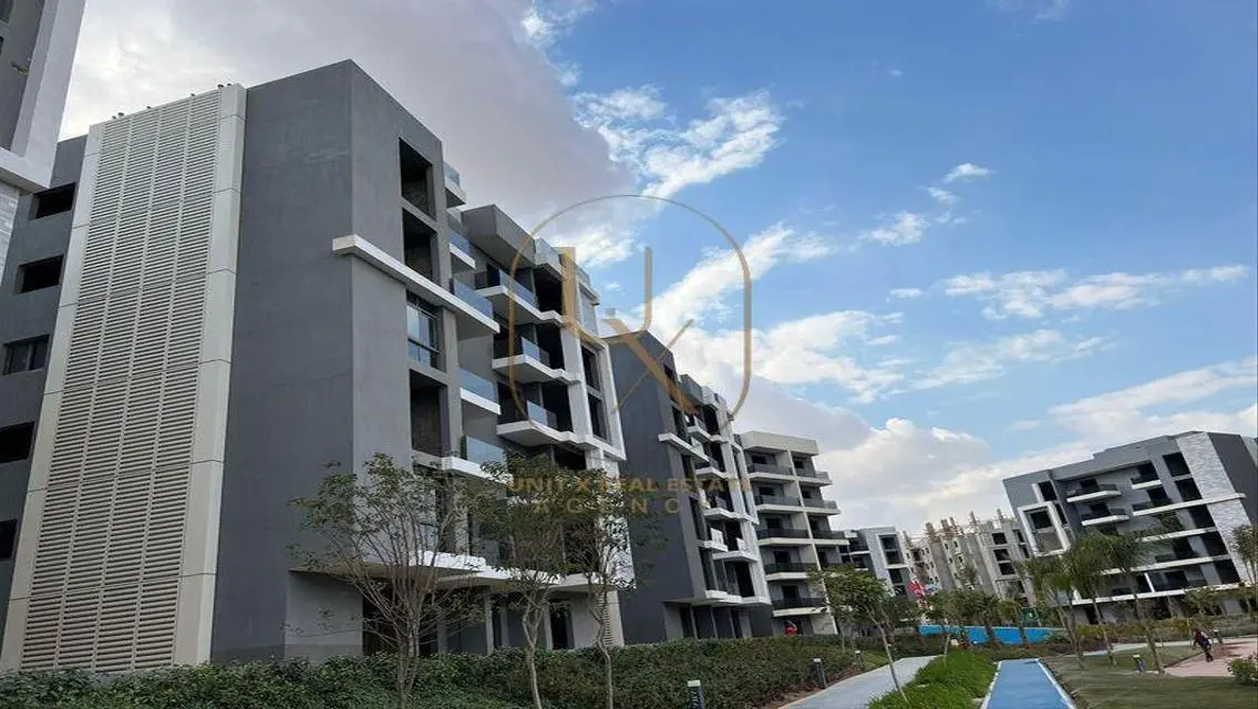 Apartment for sale in sun captail with 10% over10Y
