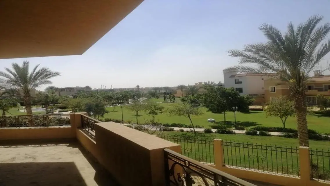 Unique view+ type villa 1000 m les rois compound