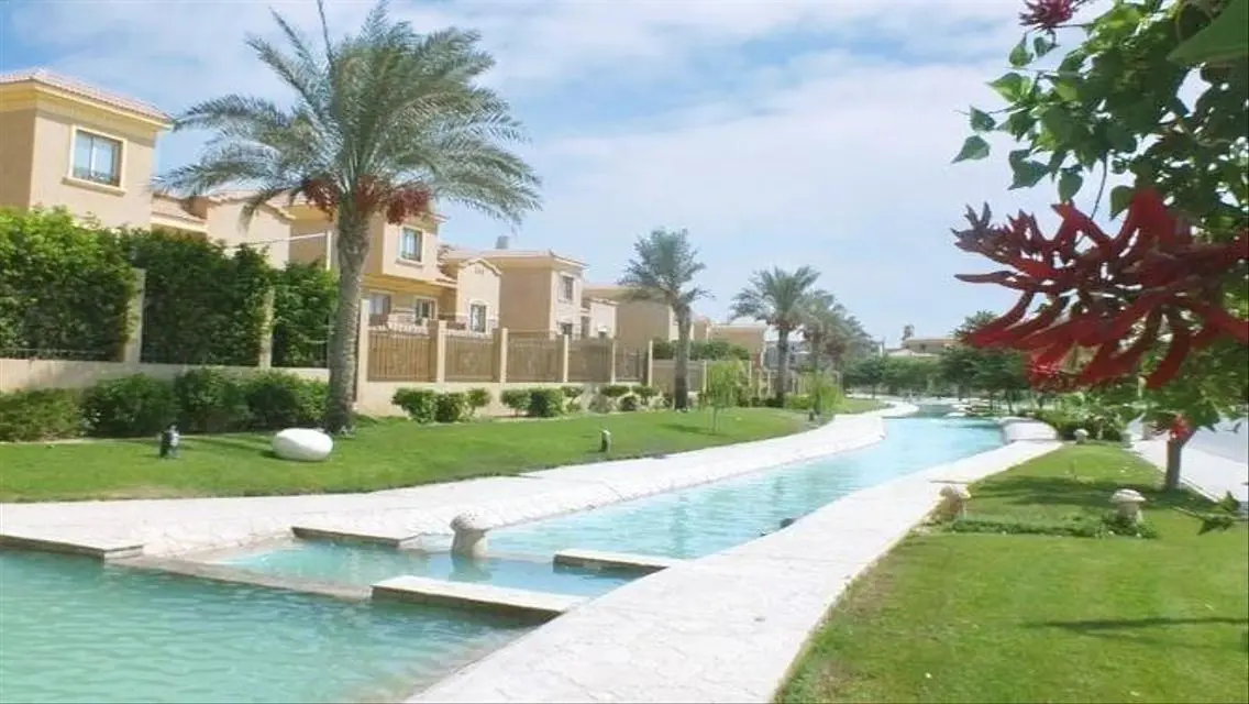 Unique view+ type villa 1000 m les rois compound