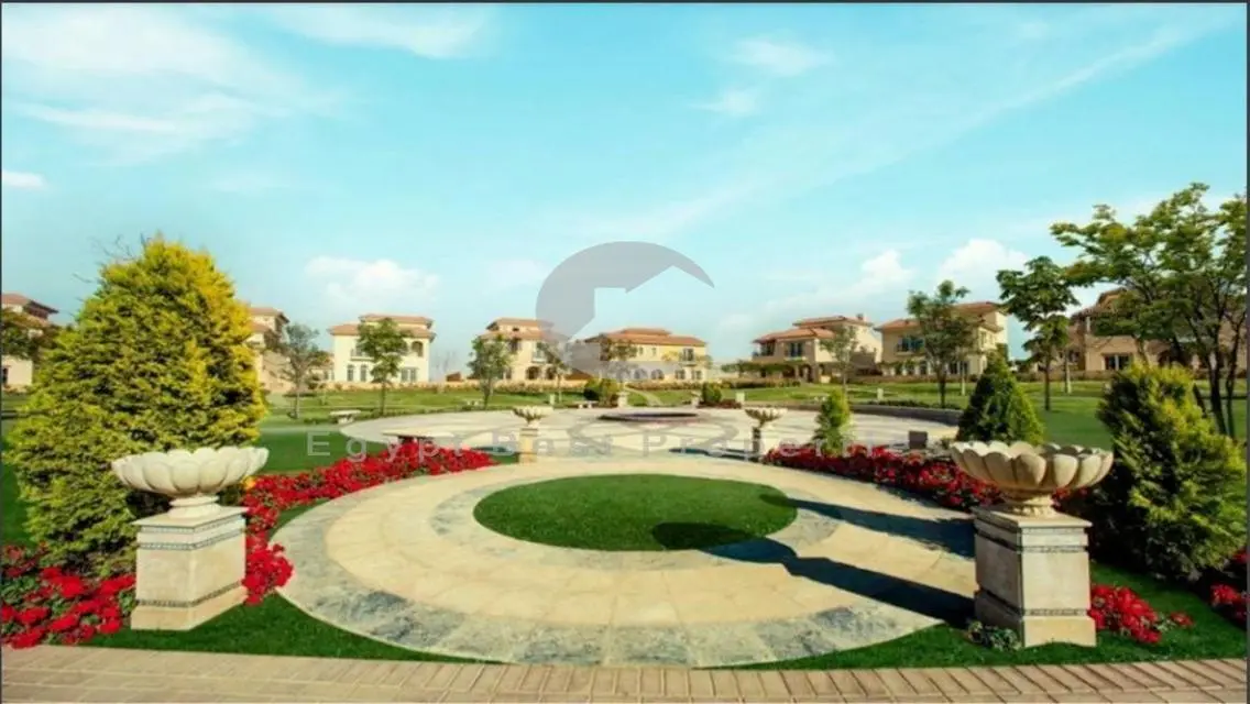 villa for sale in hyde park new cairo over 10years