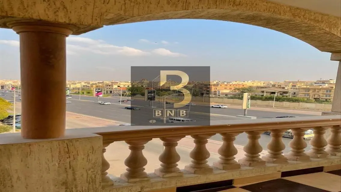 شقة للإيجار الإداري 250م متشطب بالكامل ب التجمع