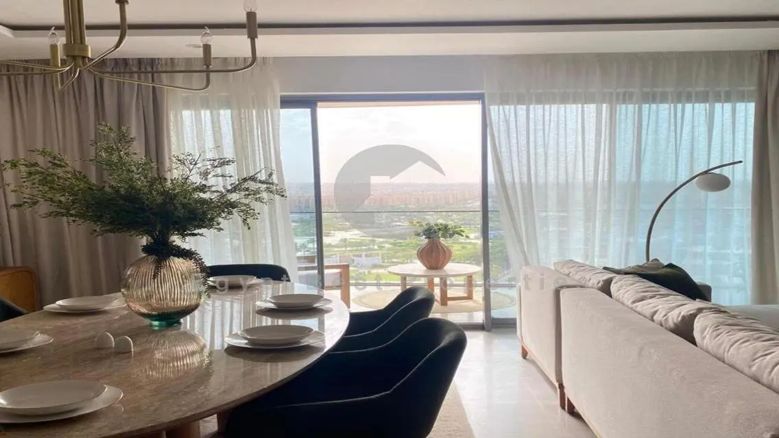 ready to move sky villa in zed towers over 6 year