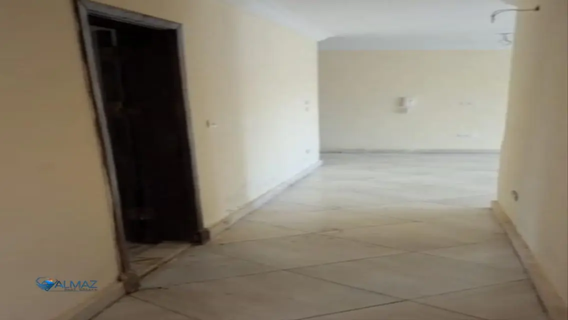 شقة سكنية راقية للبيع في منطقة س5131