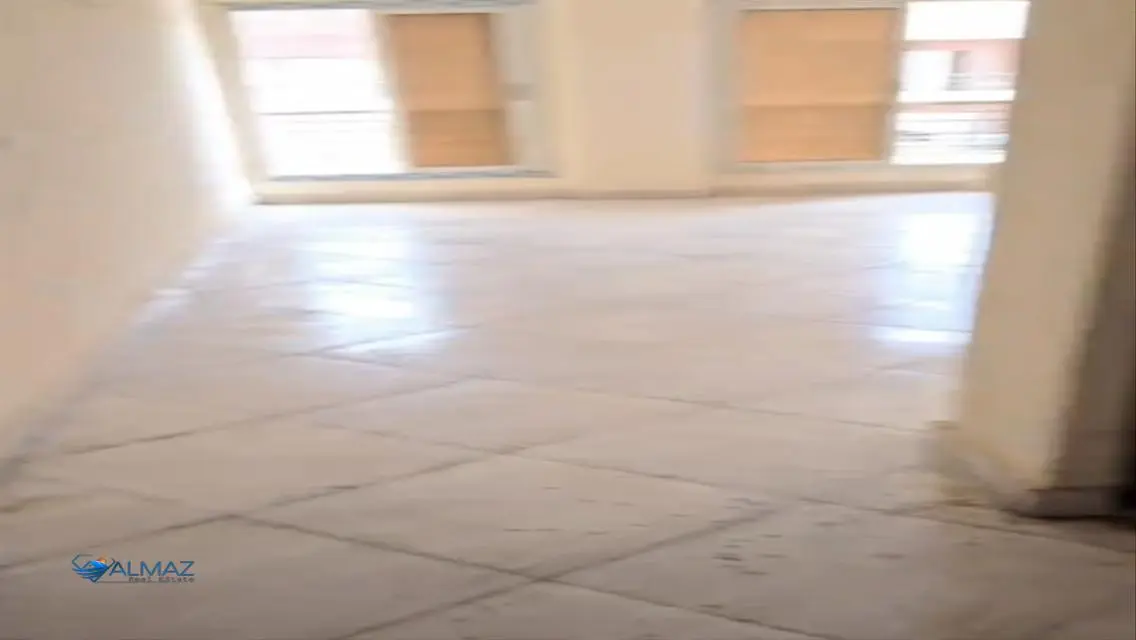 شقة سكنية راقية للبيع في منطقة س5131