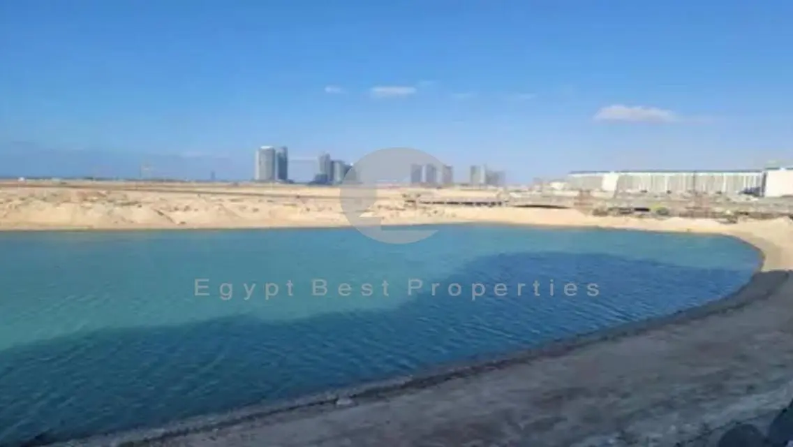 للبيع شالية 3 غرف سي فيو في العلمين استلام قريب  .