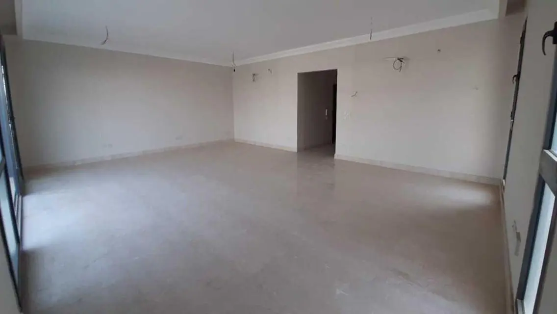 Ultra Super Lux Finished Apartment in Patio 7...