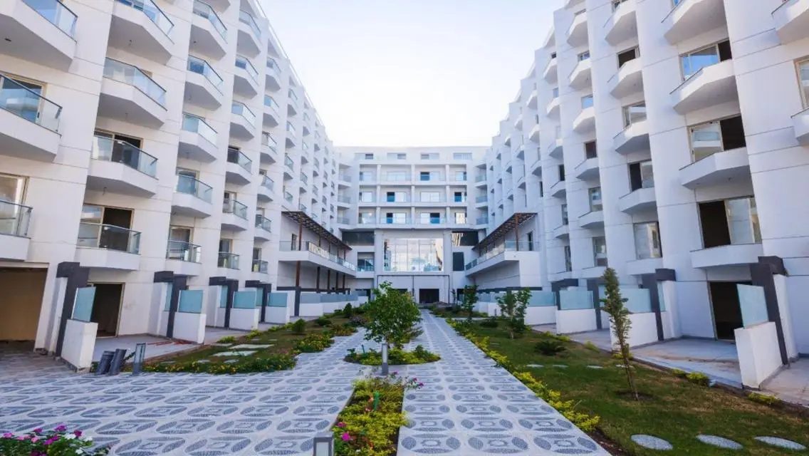 Apt 77 m2 immediate delivery with Private Beach