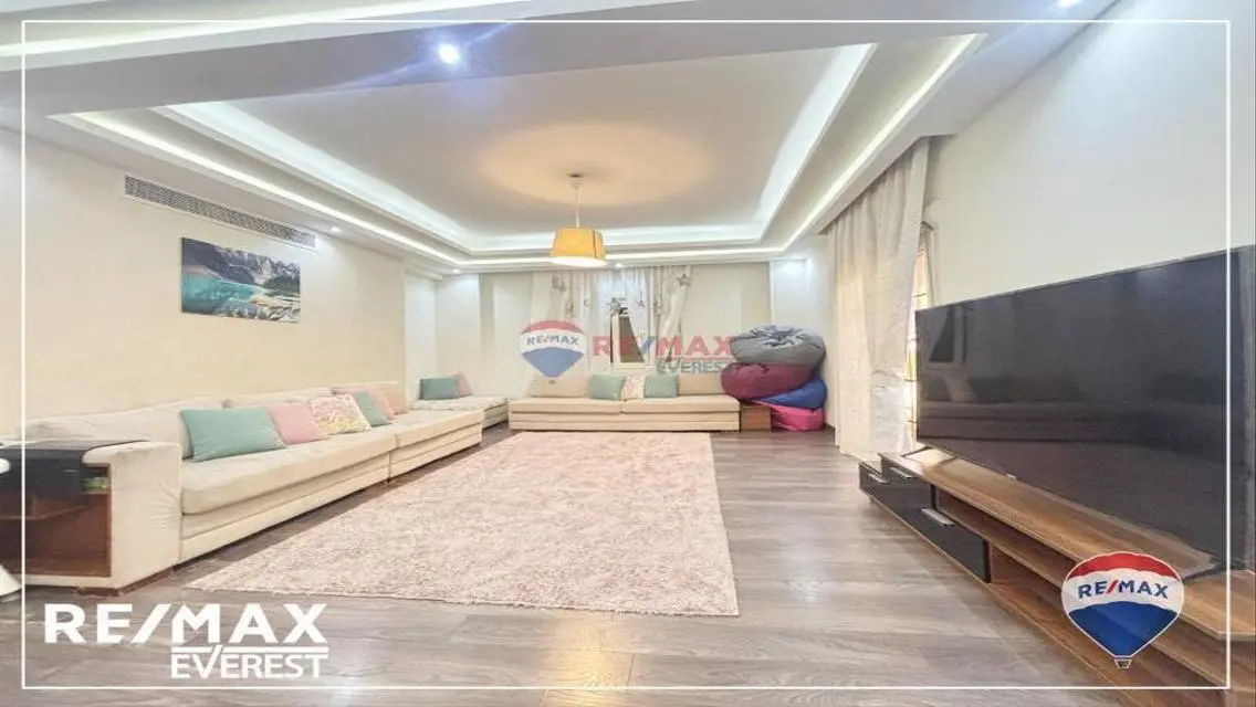 Furnished Apartment in The 8th District -Open View
