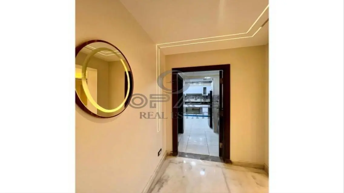 Apartment (furnished or unfurnished) in 6 West Bev