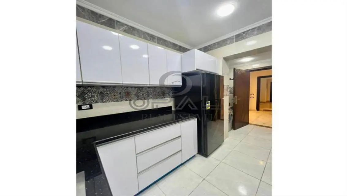 Apartment (furnished or unfurnished) in 6 West Bev