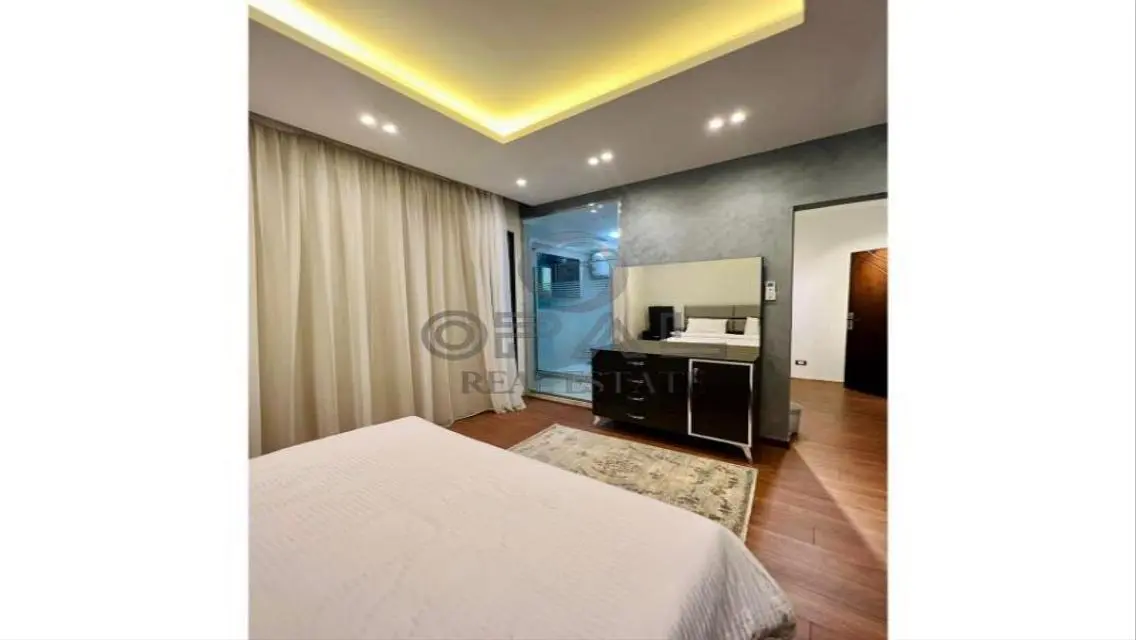 Apartment (furnished or unfurnished) in 6 West Bev
