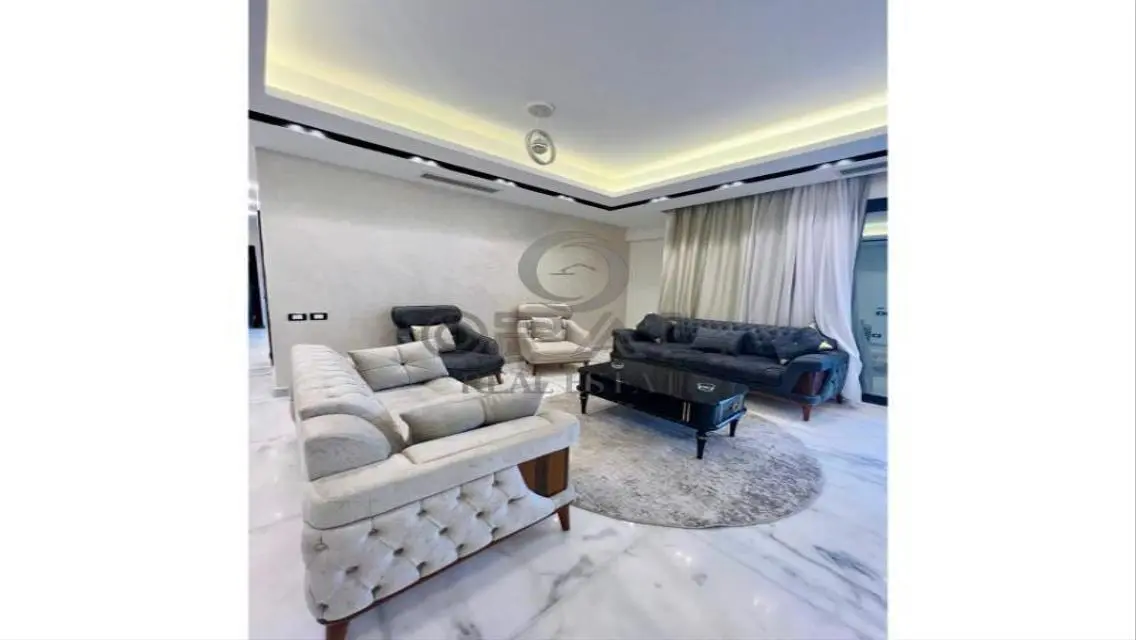 Apartment (furnished or unfurnished) in 6 West Bev