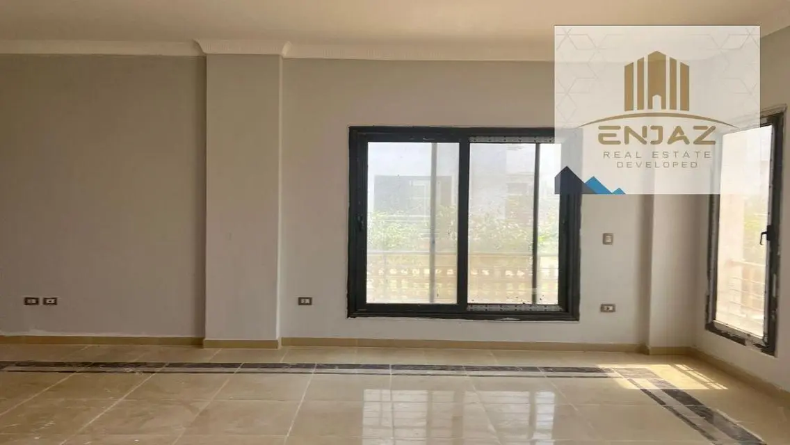 Townhouse for rent in Wesal Compound,