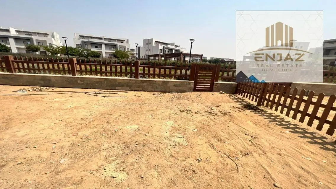 Townhouse for rent in Wesal Compound,
