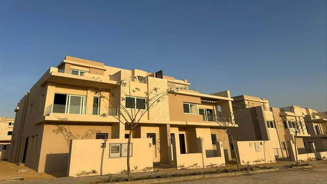 Townhouse corner double view in installments