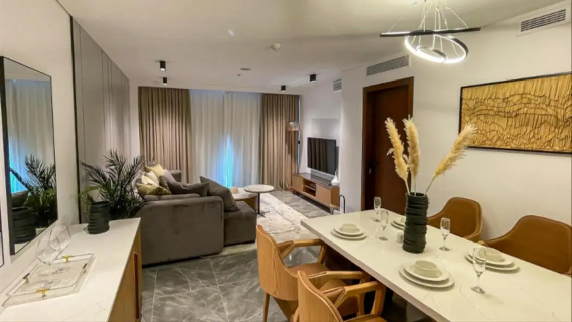 Hotel apartment minutes from City Center Almaza...