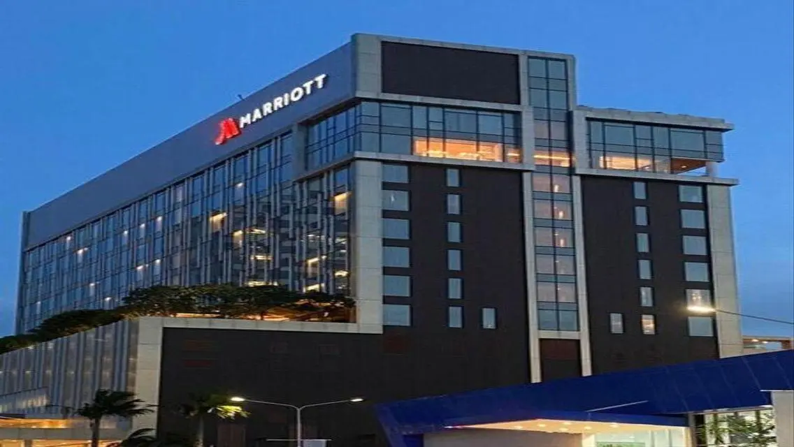 Hotel apartment minutes from City Center Almaza...