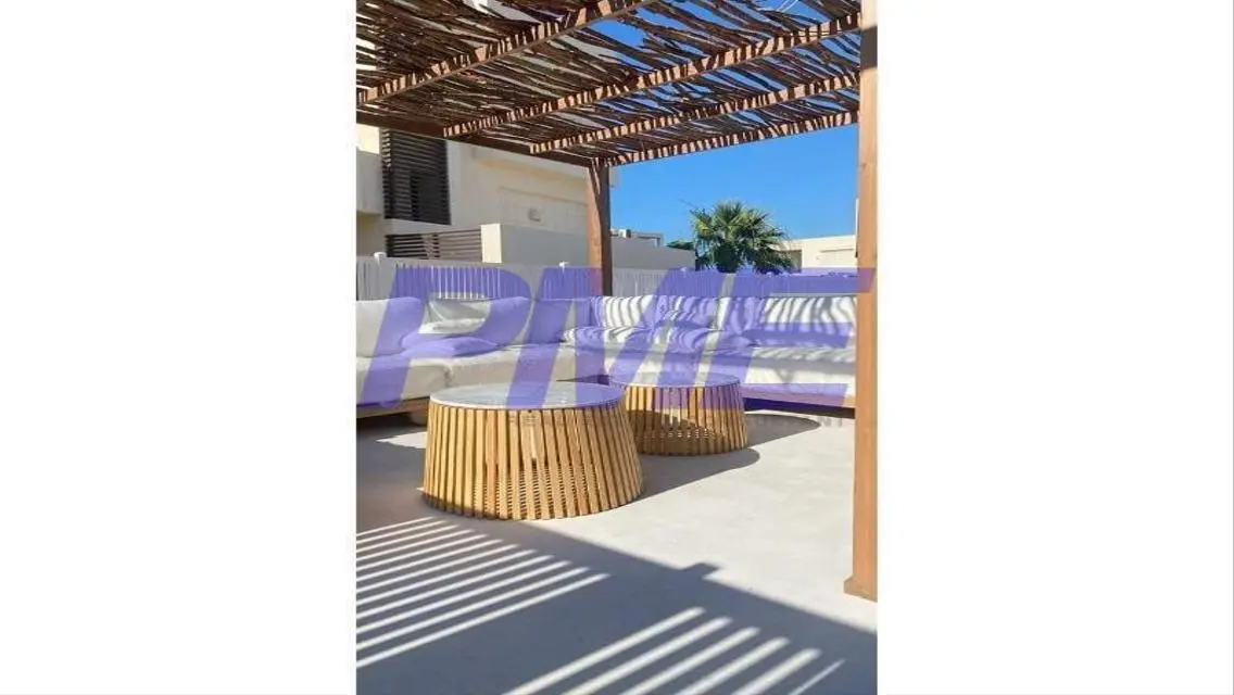 شاليه متشطب للبيع في منتجع ساوث ميد - الساحل