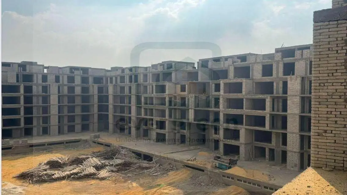 شقة مميزة بالتكييفات فى الكارما بمقدم5%و قسط 8سنين