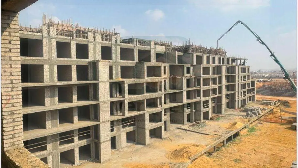 شقة مميزة بالتكييفات فى الكارما بمقدم5%و قسط 8سنين