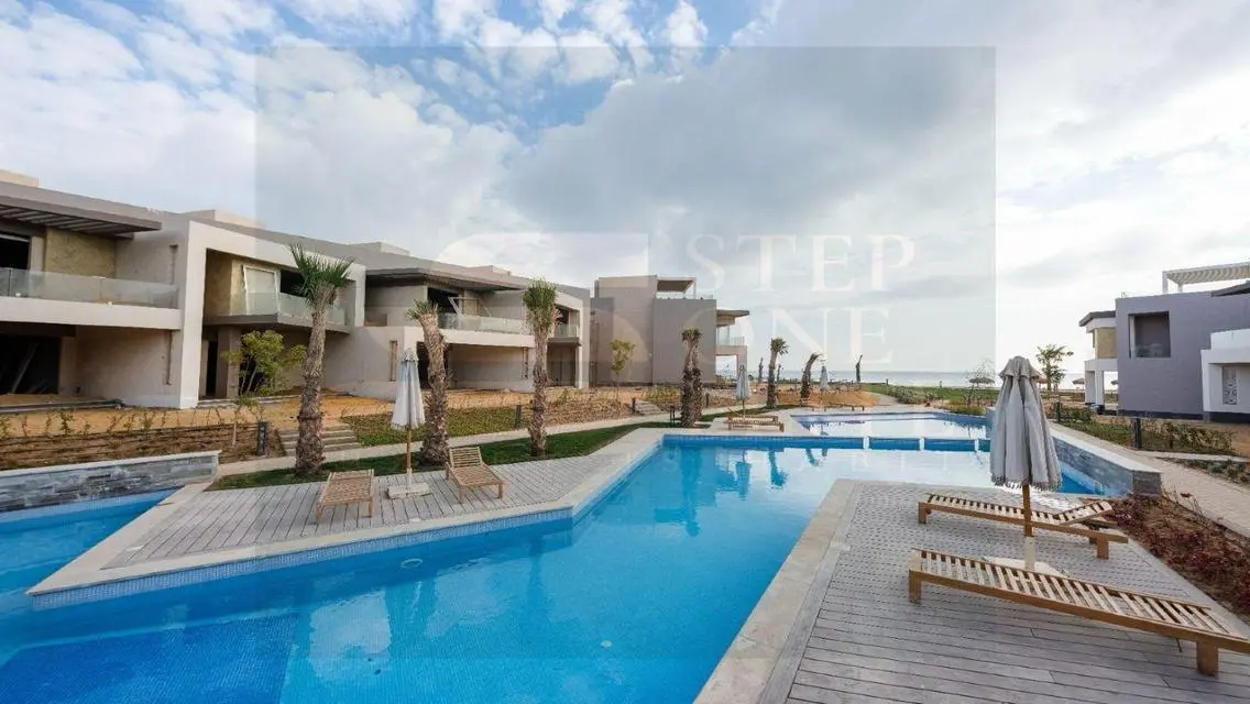 Boho - Chalet for sale directly on the sea