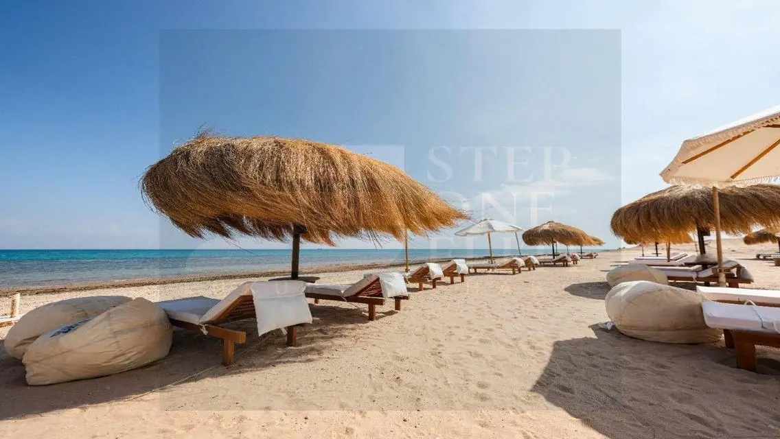 Boho - Chalet for sale directly on the sea
