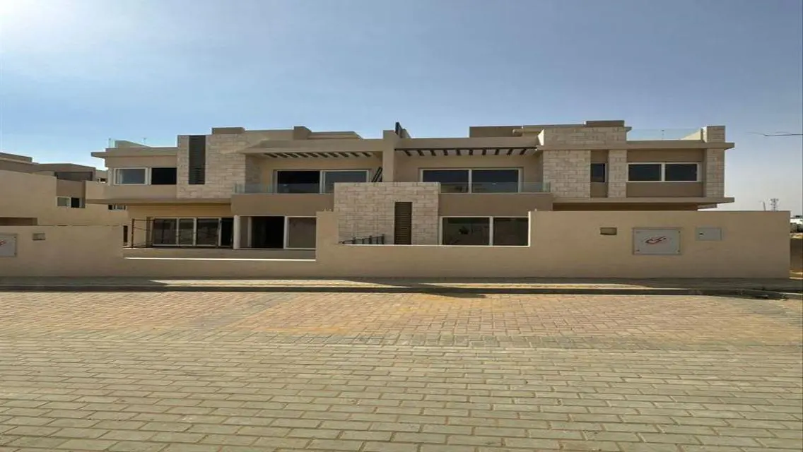 فيلا جاهزة للاستلام في تاوني
