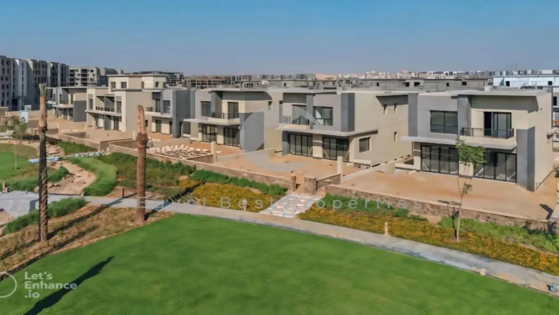 Twin house for sale in swan lake new cairo