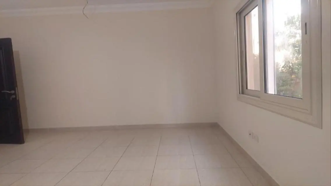 دوبلكس بحديقة خاصة و وحدات المطبخ غرب ارابيلا