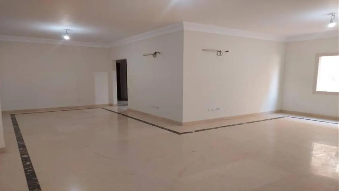 شقة ايجار  غرب ارابيلا 2نوم 2حمام تشطيب سوبر لوكس