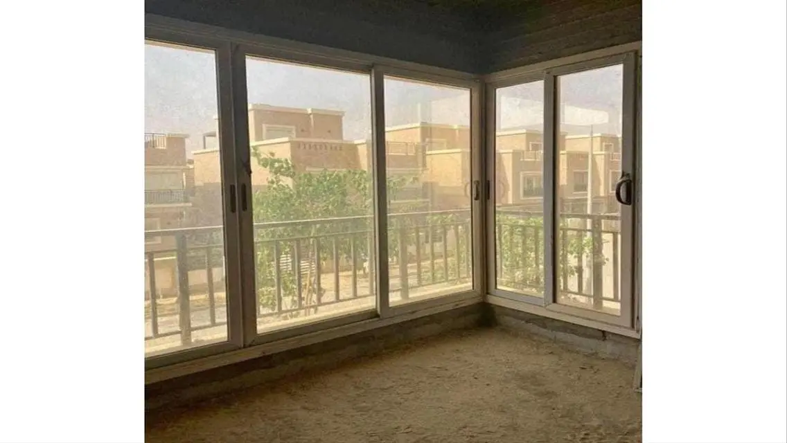 شقه للبيع 162م 3غرف فيو ع الجولف بكمبوند TAJ CITY