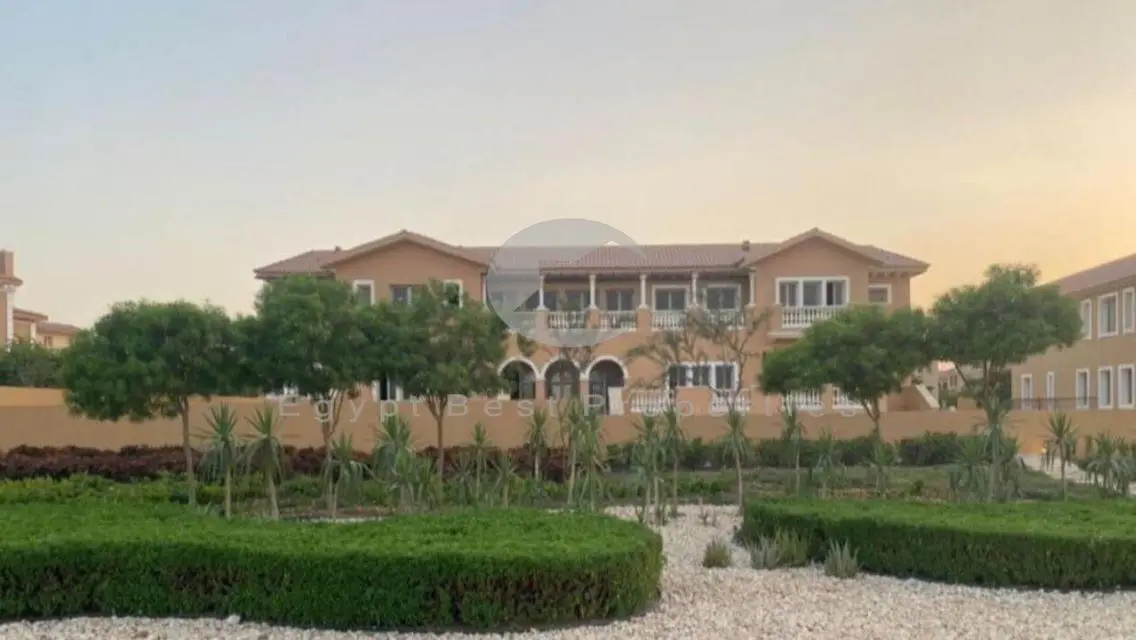 Twin house For Sale in Hyde Park Over 10 Years
