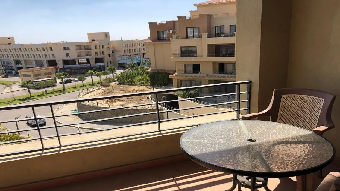 شقة لقطة للايجاركمبوند كازا بيفرلي هيلز الشيخ زايد