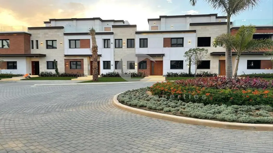 Town house at an amazing price and over8 years