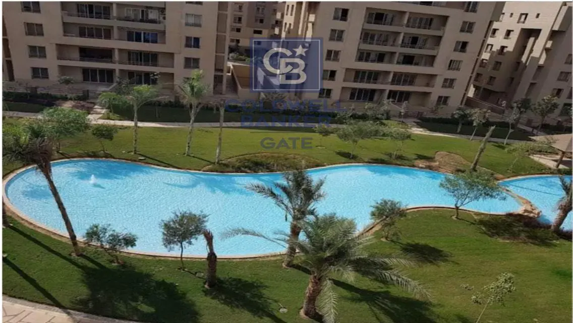 Biggest ground apartment for sale in the square