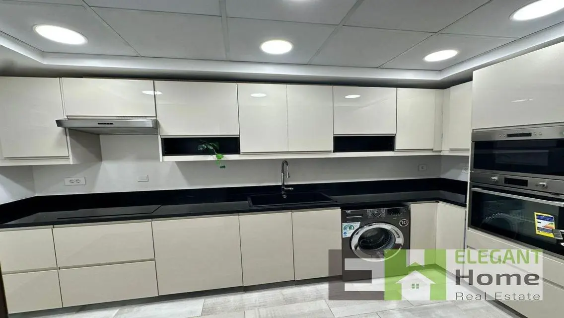 Modern Apartment with Amazing Features Near a Major Landmark