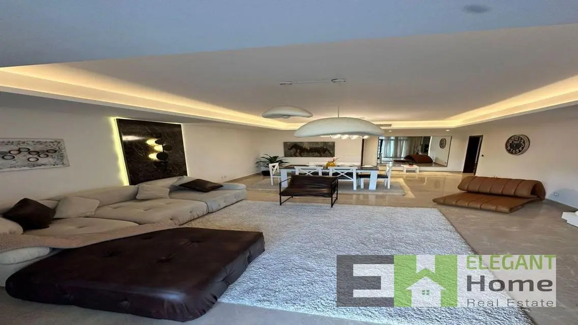 Modern Apartment with Amazing Features Near a Major Landmark