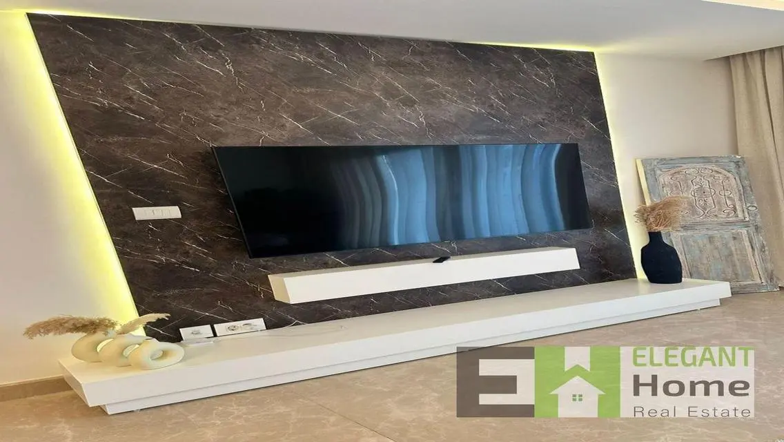 Modern Apartment with Amazing Features Near a Major Landmark