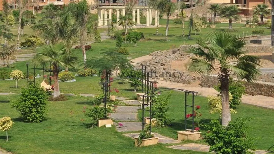 فيلا للبيع متشطبة ممتاز بأقل سعر في جراند ريزيدنس