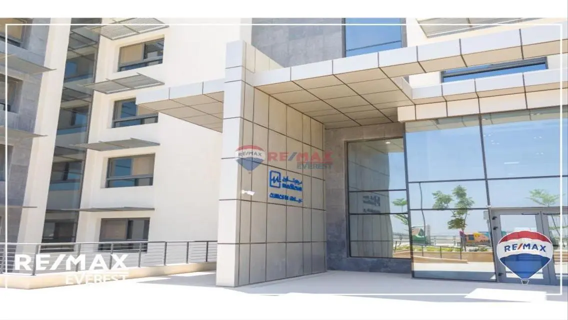 عيادة للايجار بموقع مميز في ميديتاون - نيو جيزة
