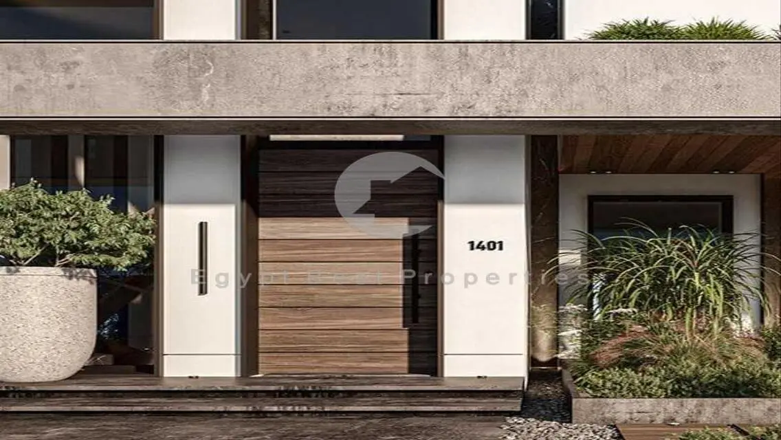 Grande Villa for Resale: Luxury Living in Stei8ht
