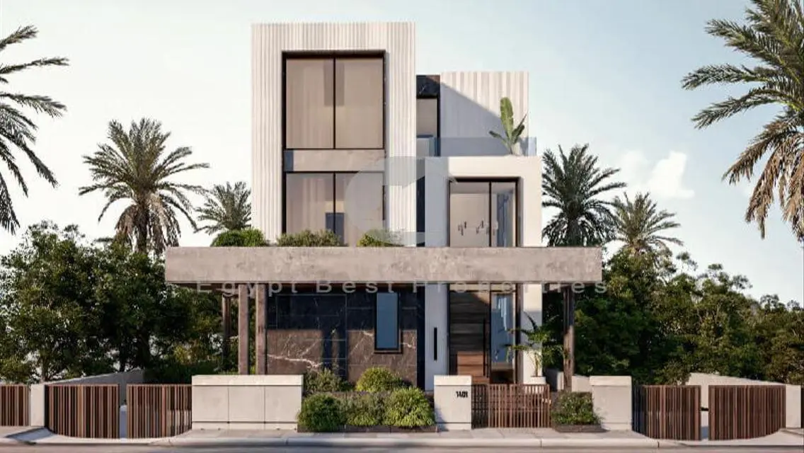 Grande Villa for Resale: Luxury Living in Stei8ht