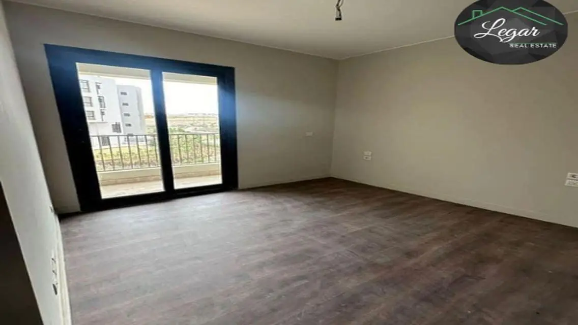 For sale in O West, an apartment of 170 m,