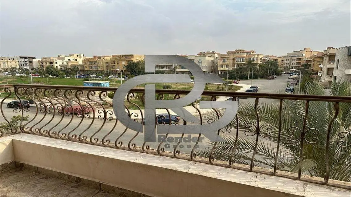 شقة 300 متر تشطيب عالى ارضيات رخام فيو جاردن لقطة